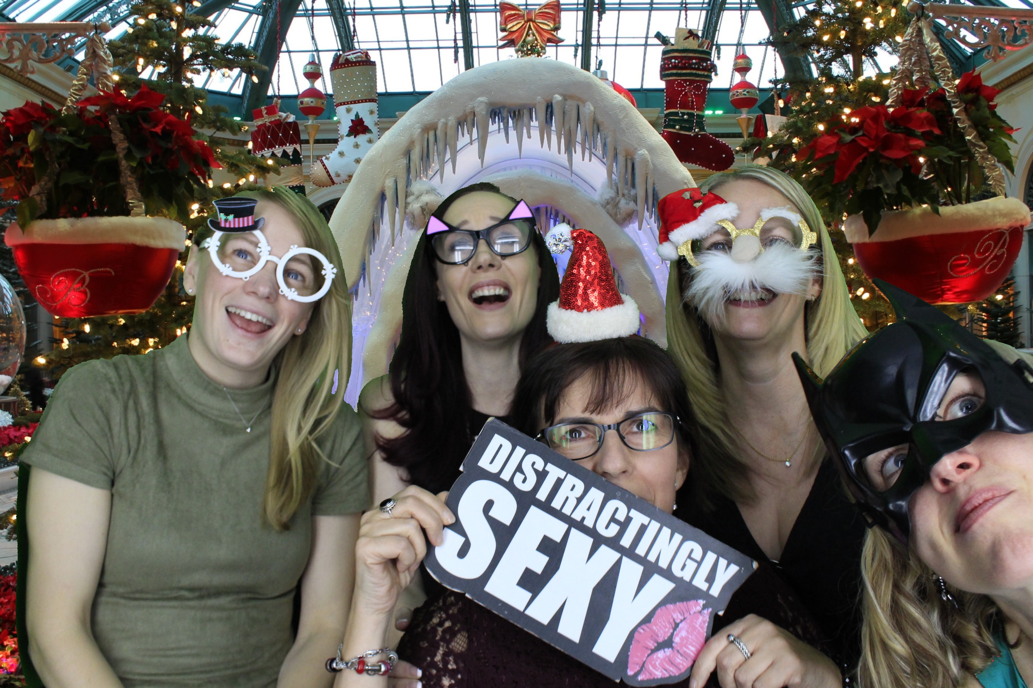 Silvermere Christmas Party  | View more photos from the event at gallery.myphotoboothexperience.co.uk/u/MyPhotoBoothExperienceLtd/Silvermere-Christmas-Party-0